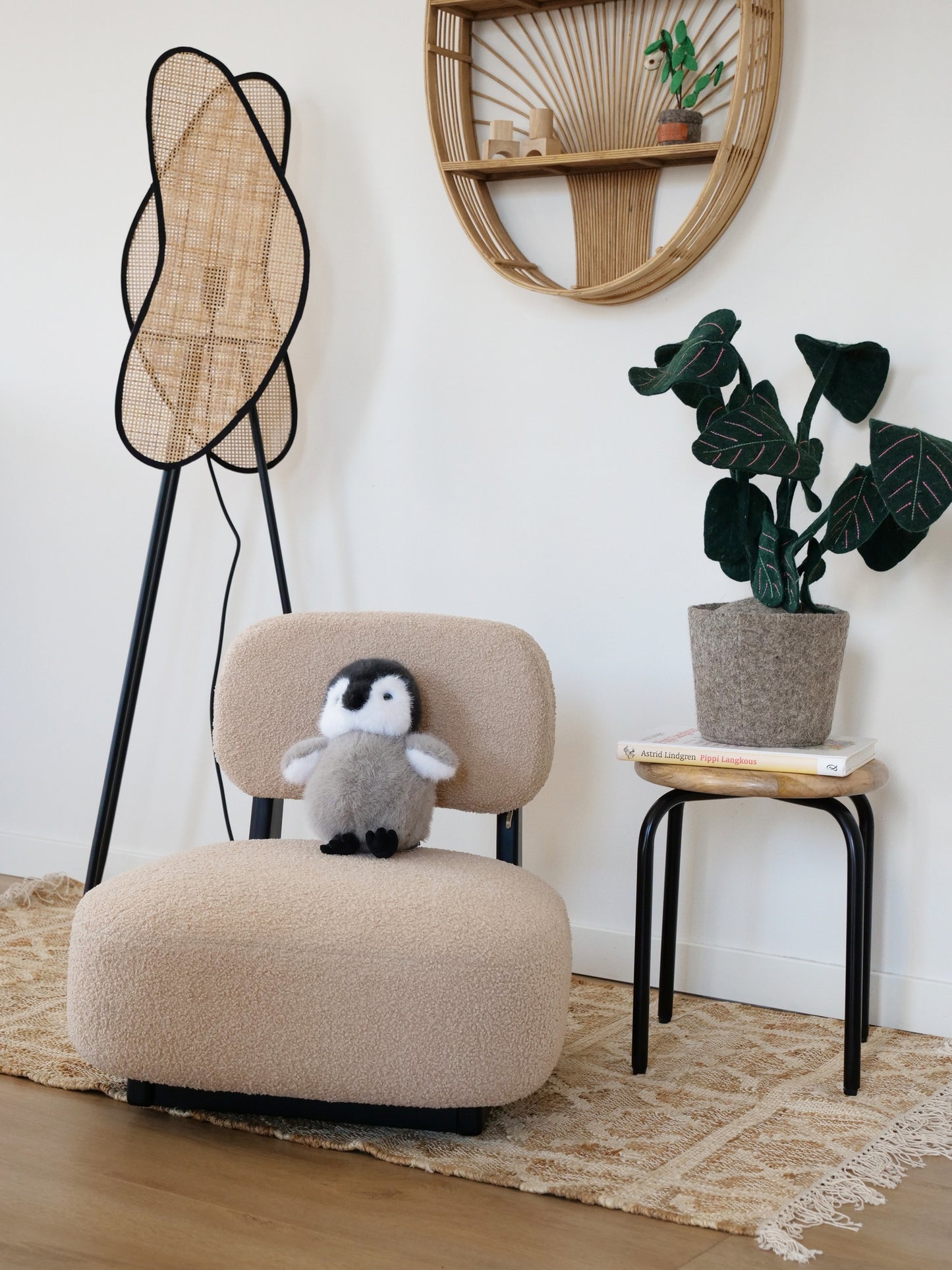 Kidsdepot fauteuil Brad - wit - kinderstoel sfeerfoto
