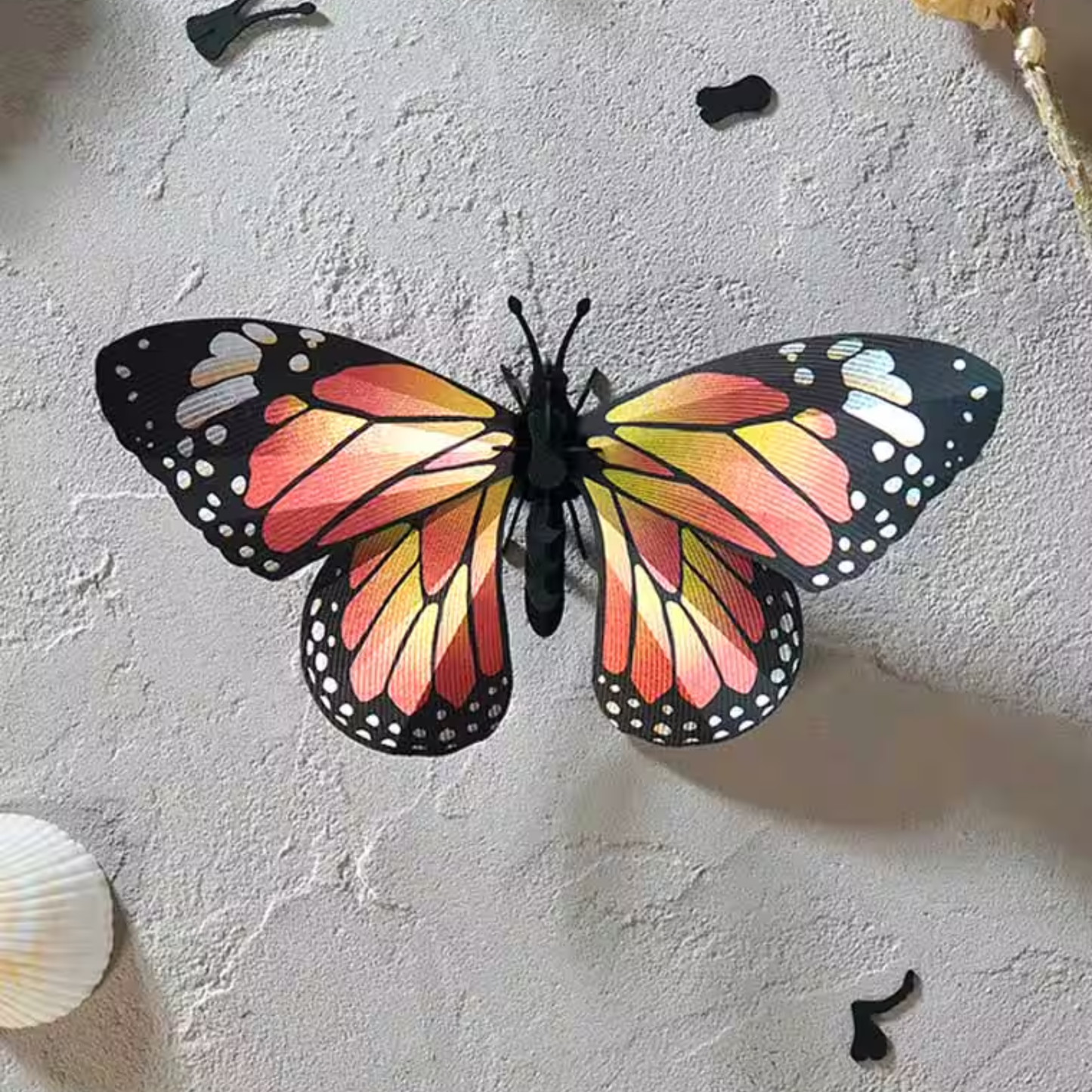 Assembli 3D-puzzel Vlinder Monarch Butterfly op witte ruwe ondergrond
