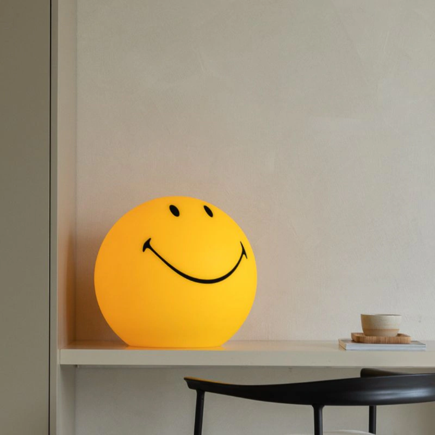 Mr. Maria Smiley® XL - Design Table Lamp - Yellow - 45 cm