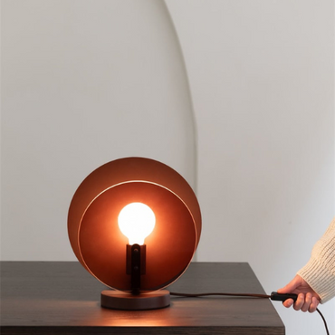 it's about RoMi Tafellamp Toledo. bruin sfeer