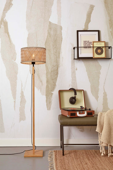 Good&Mojo Stehleuchte Java gerade Bambus nat. H.128cm/Haube Durchmesser 32xH.18cm. nass.