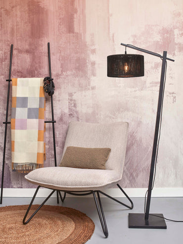 Good&Mojo Vloerlamp Iguazu S bamboe zw. h.150cm/kap 30x16cm jute. zwart