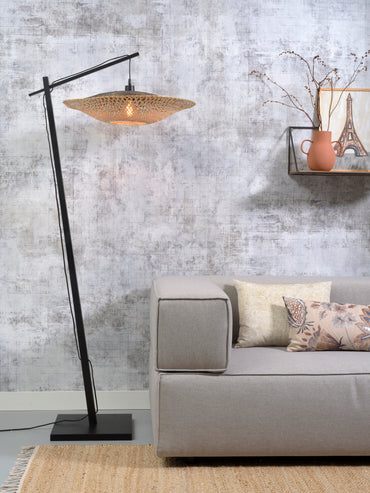 Good&Mojo Stehlampe Kalimantan schwarz. H.176cm/Haube horiz. 60x15cm s/w.