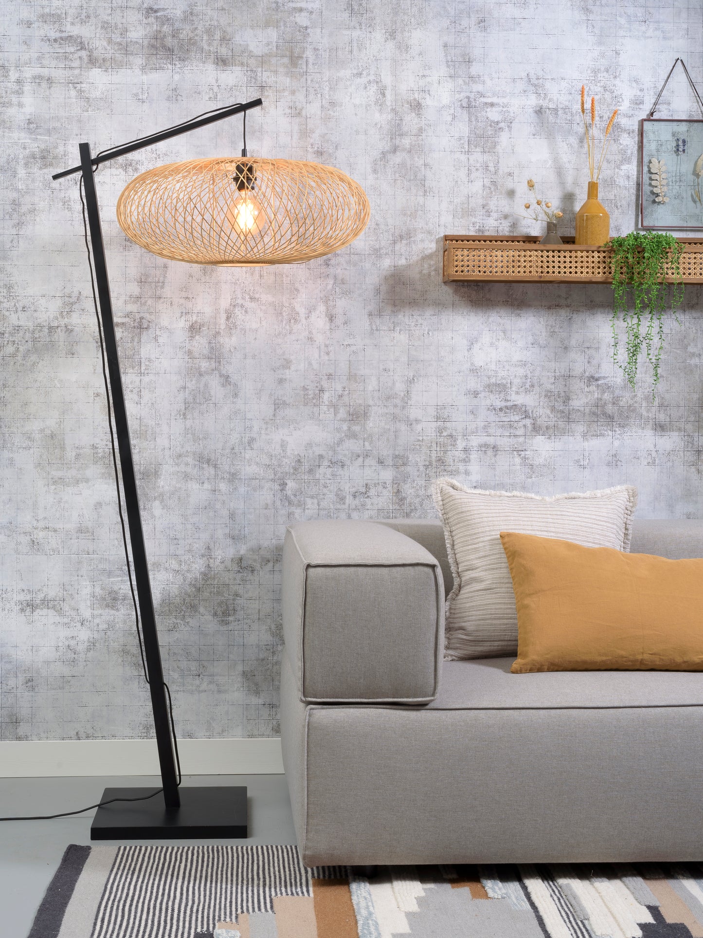 Cango Bambus Stehlampe schwarz. H.176cm/Haube 60x25cm, natur