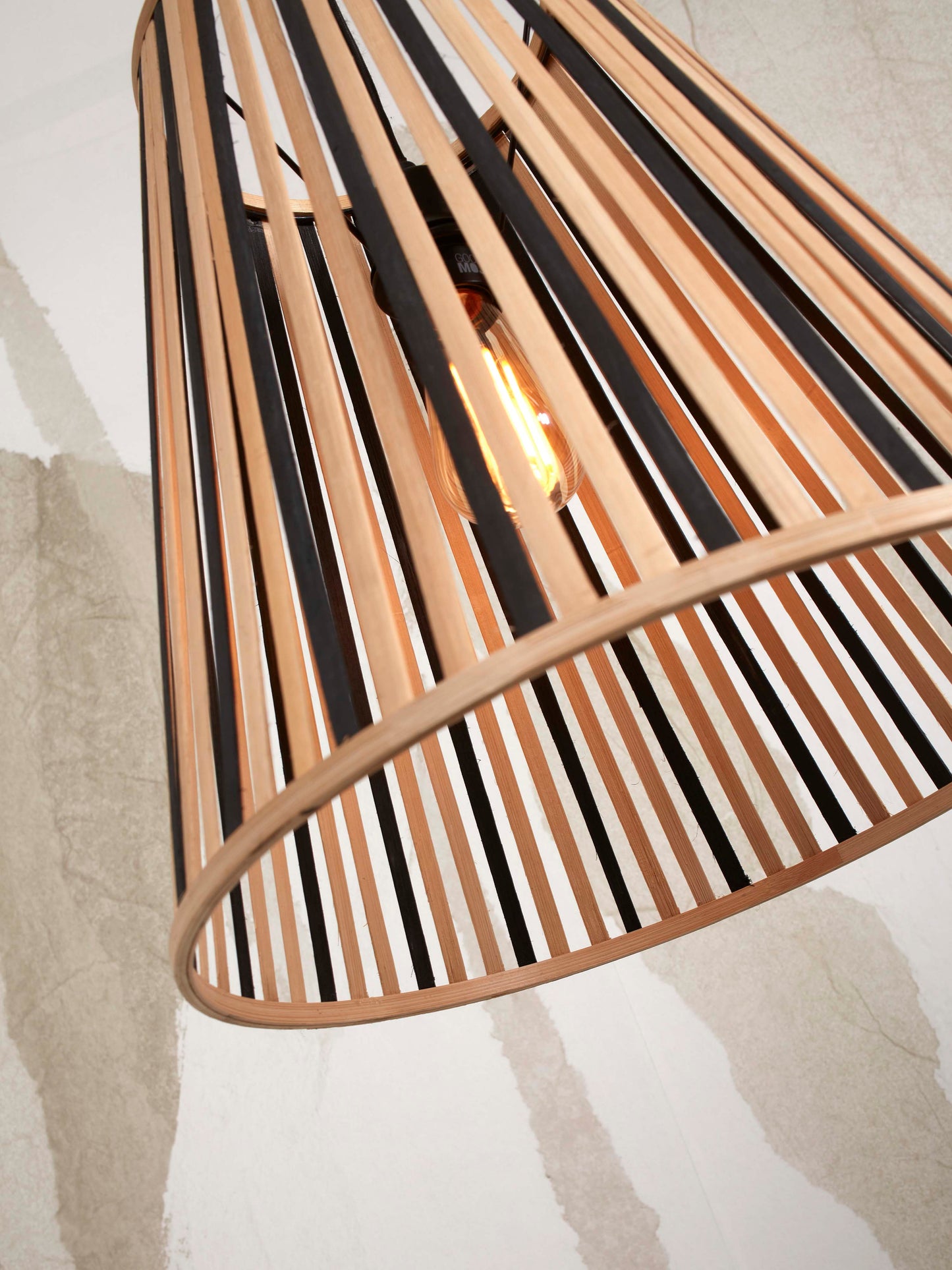 Good&Mojo Hängelampe Merapi Bambus/konisch 40xh.42cm schwarz/natur. L