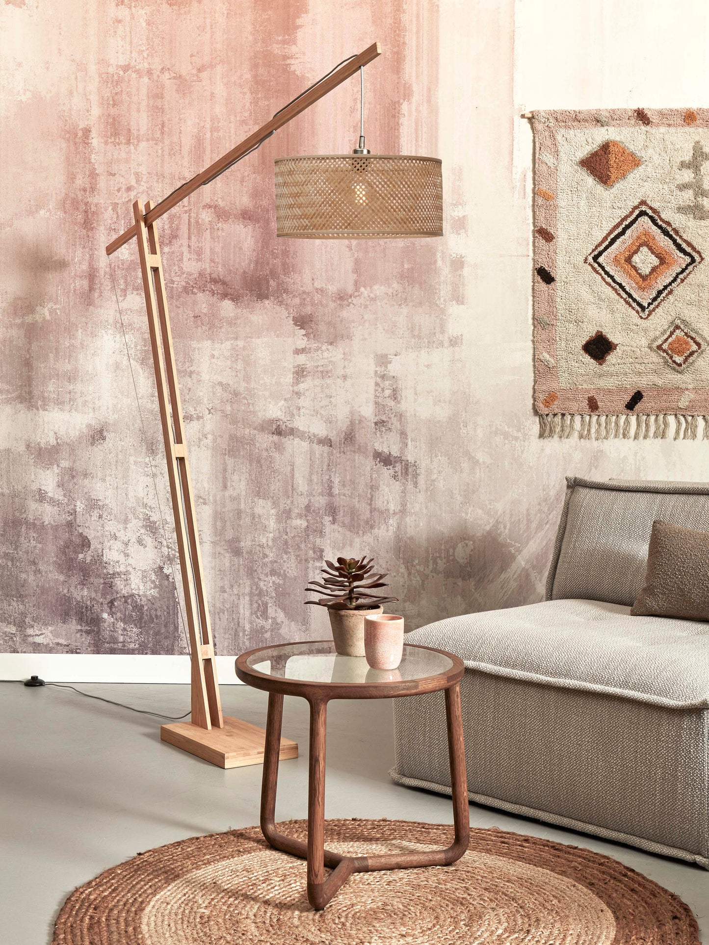 Good&Mojo Java XL bamboo floor lamp, natural height 207cm/shade dia. 50xh.22cm. natural height 207cm.