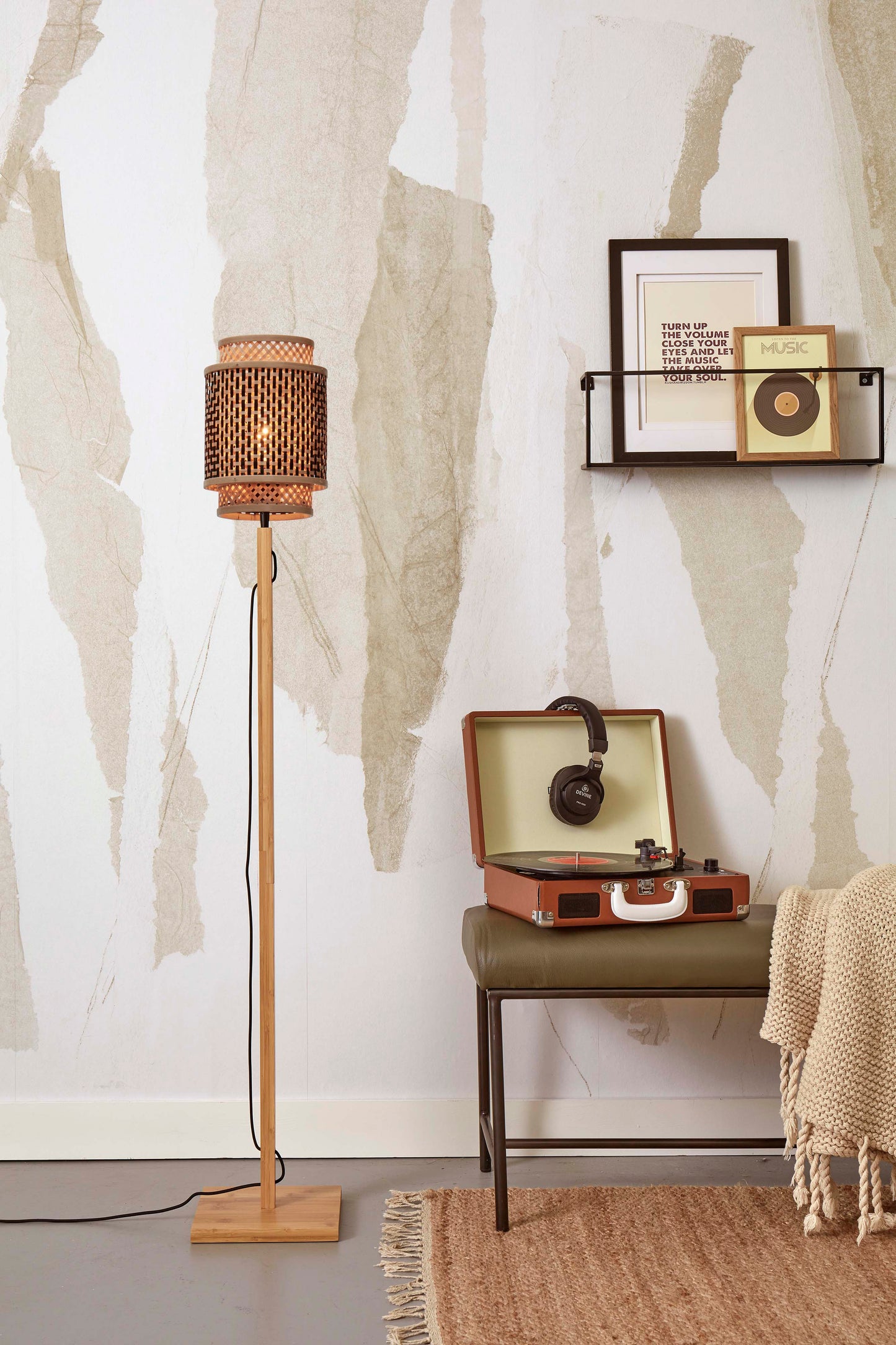 Good&Mojo Floor lamp Bhutan bamboo natural h.135cm/shade 18x25cm b/nat.