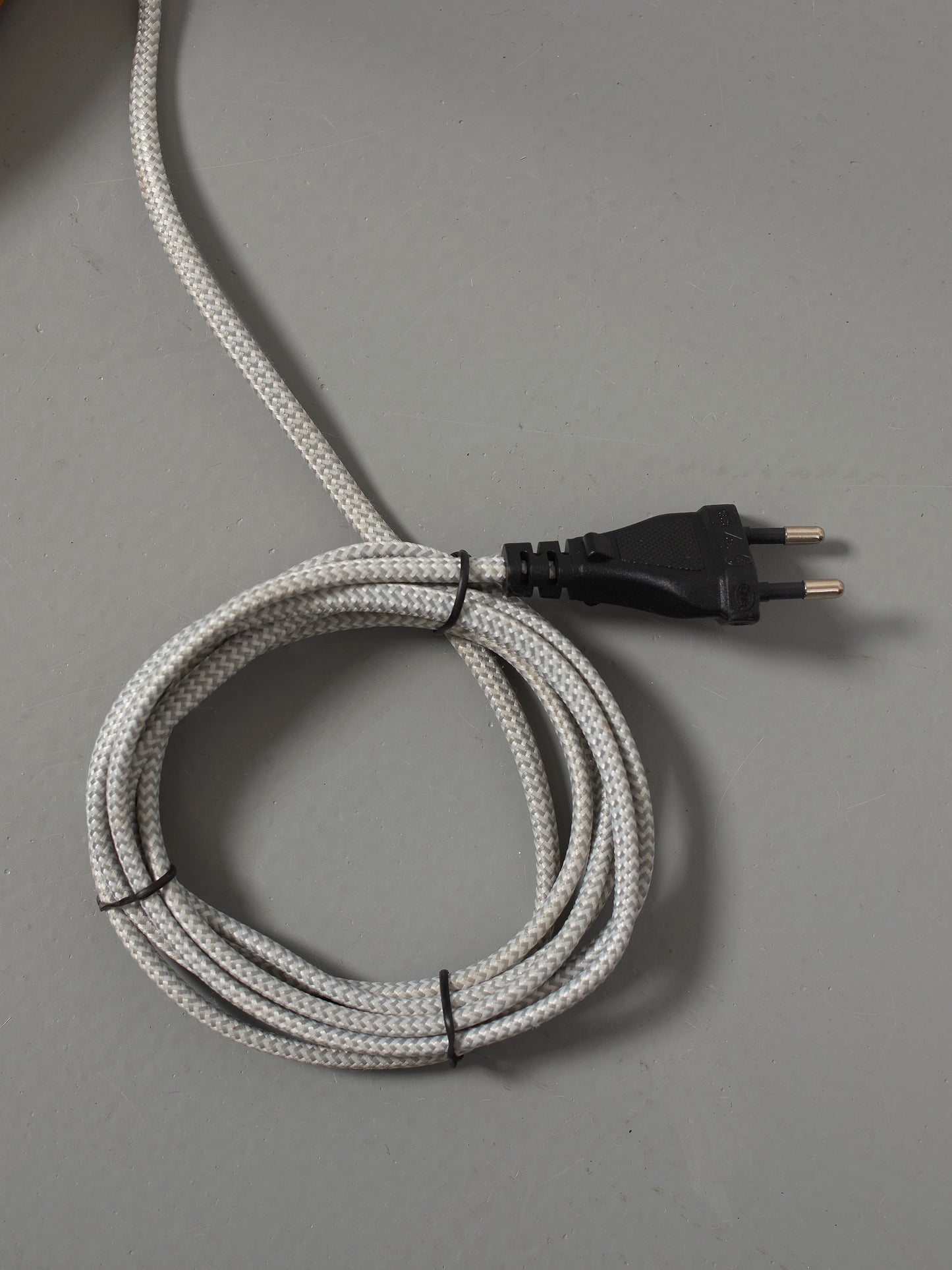 It's About Romi Tischleuchte Eisen Porto L, hellgrau