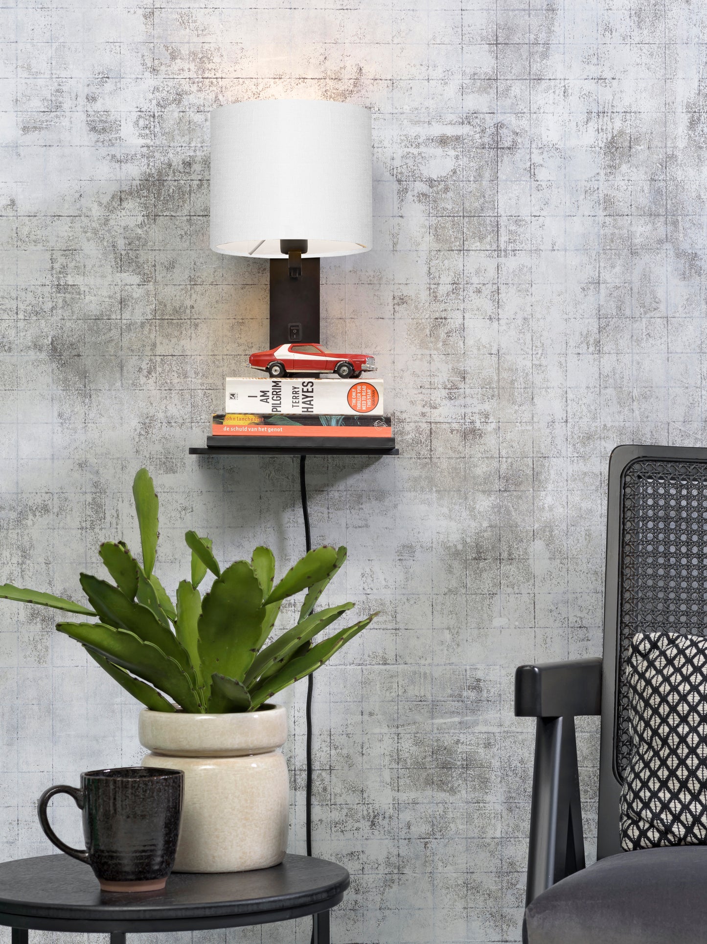 Good&Mojo Wandleuchte Anden Bambus schwarz. Ablage/Haube 18x15cm Ecolin. Weiß