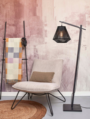 Good&Mojo Stehleuchte Merapi S Bambus schwarz H.150cm/Schirm Diamant 30x30cm. o. D.