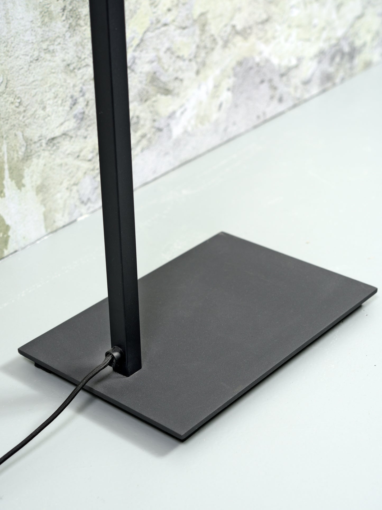 It's About Romi Stehleuchte Eisen/Schwarz Boston H.160cm/Schirm 32x20cm, helles Leinen