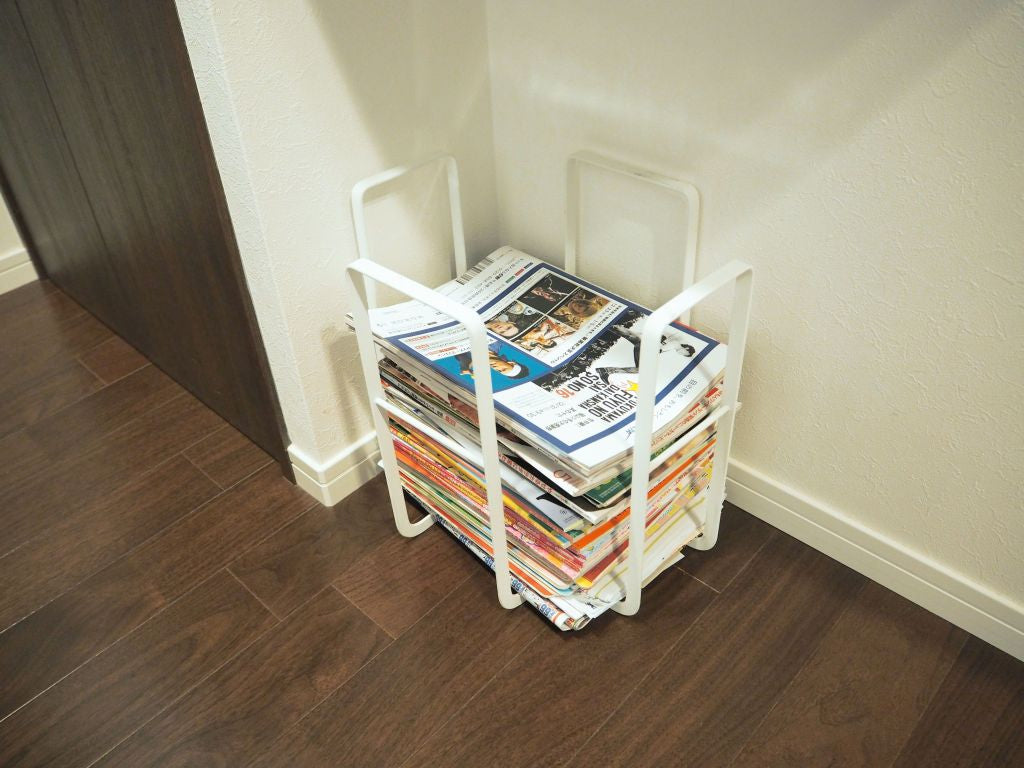 Yamazaki Zeitungsständer - Tower - weiß