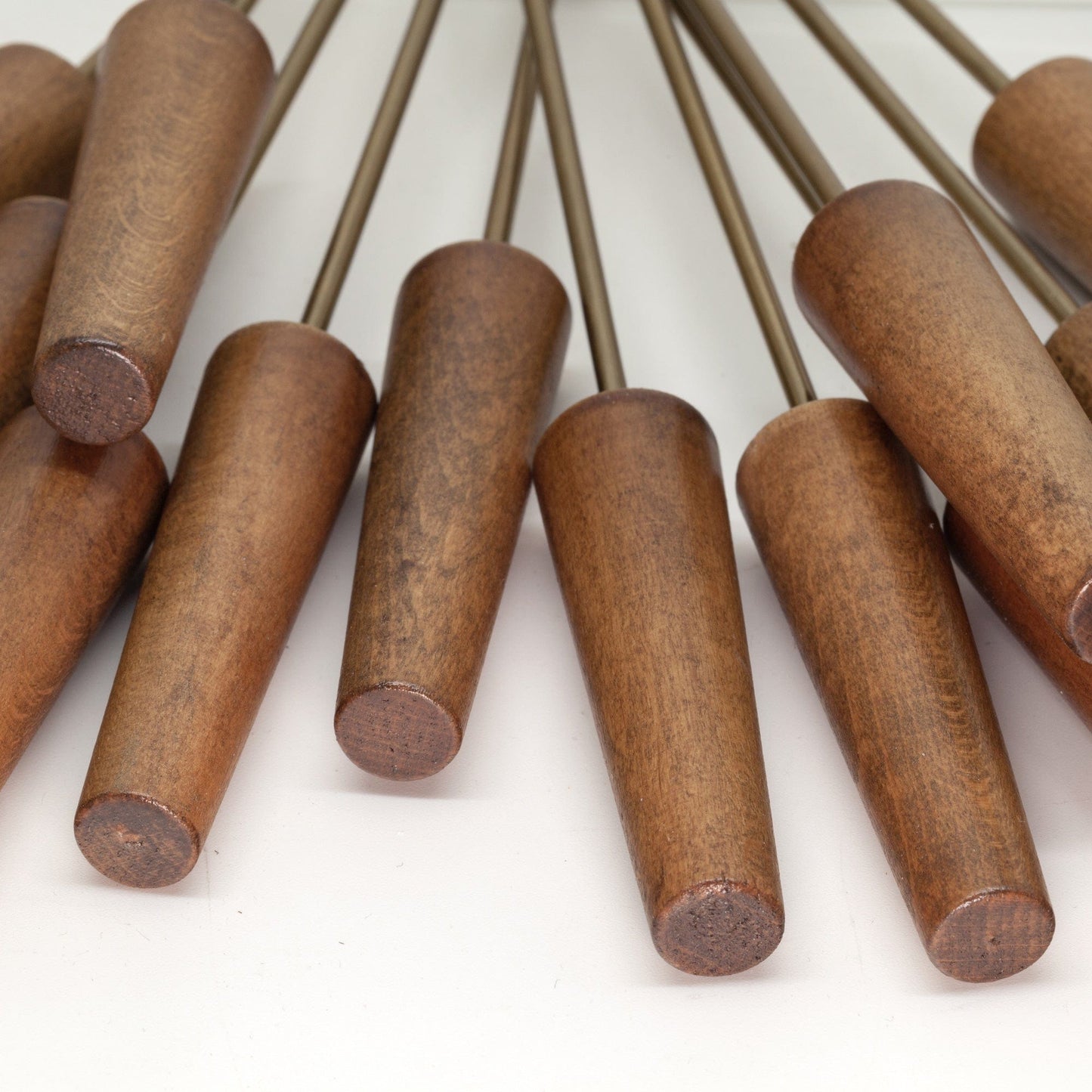 NeXtime Große Wanduhr 58 cm - Geräuschlos - Holz/Edelstahl - Netzanschluss