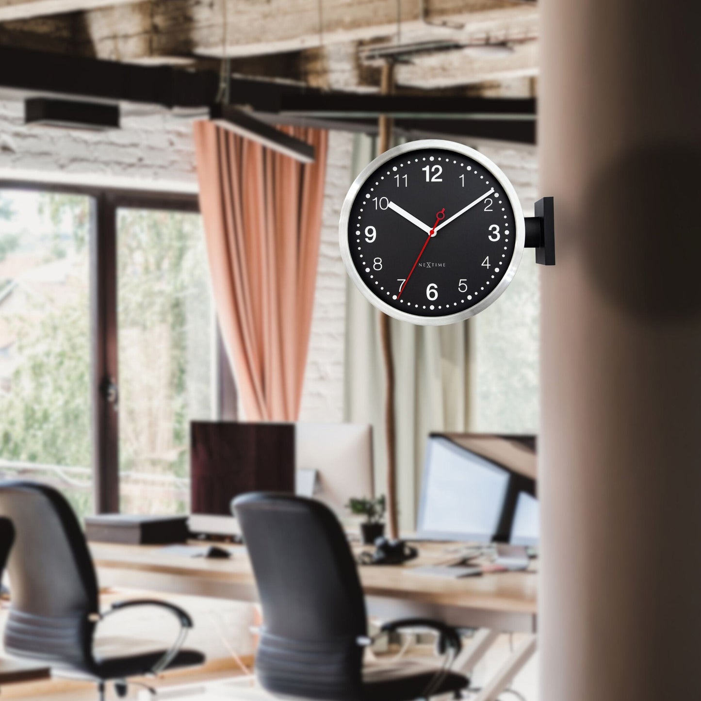 Wandklok 32,3 x 28 x 10 cm - stil - wit & zwart - aluminium - NeXtime 'Double'