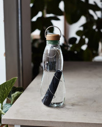 Black+Blum Eau Good Glass - Water Bottle - 0.65L - Olive Green