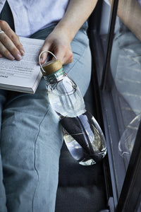 Black+Blum Eau Good Glass - Water Bottle - 0.65L - Olive Green