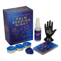 Gift Republic Palm Reading Night verpakking met inhoud uittgestald