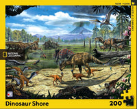 New York Puzzle Company Dinosaurier-Ufer-Puzzle – 200 Teile