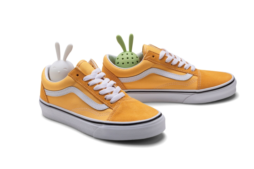 Monkey Business Odor Eaters Sneakers Peekers set of 2 - Rabbits