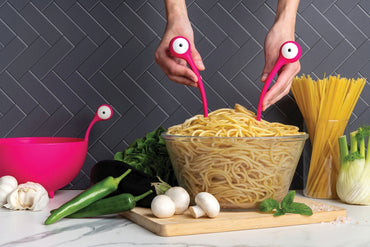 Ototo Pastalepel & opscheplepel Pasta Monsters - Roze
