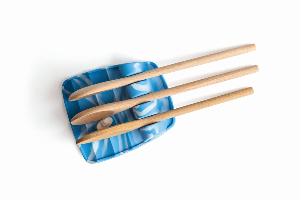 Ototo Spoon Holder Wavy