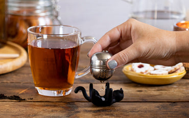 Peleg Design Thee-ei Cattea