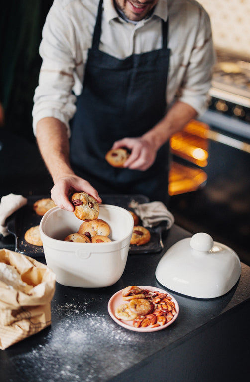 Emile Henry Cookie Jar - 2.45 L