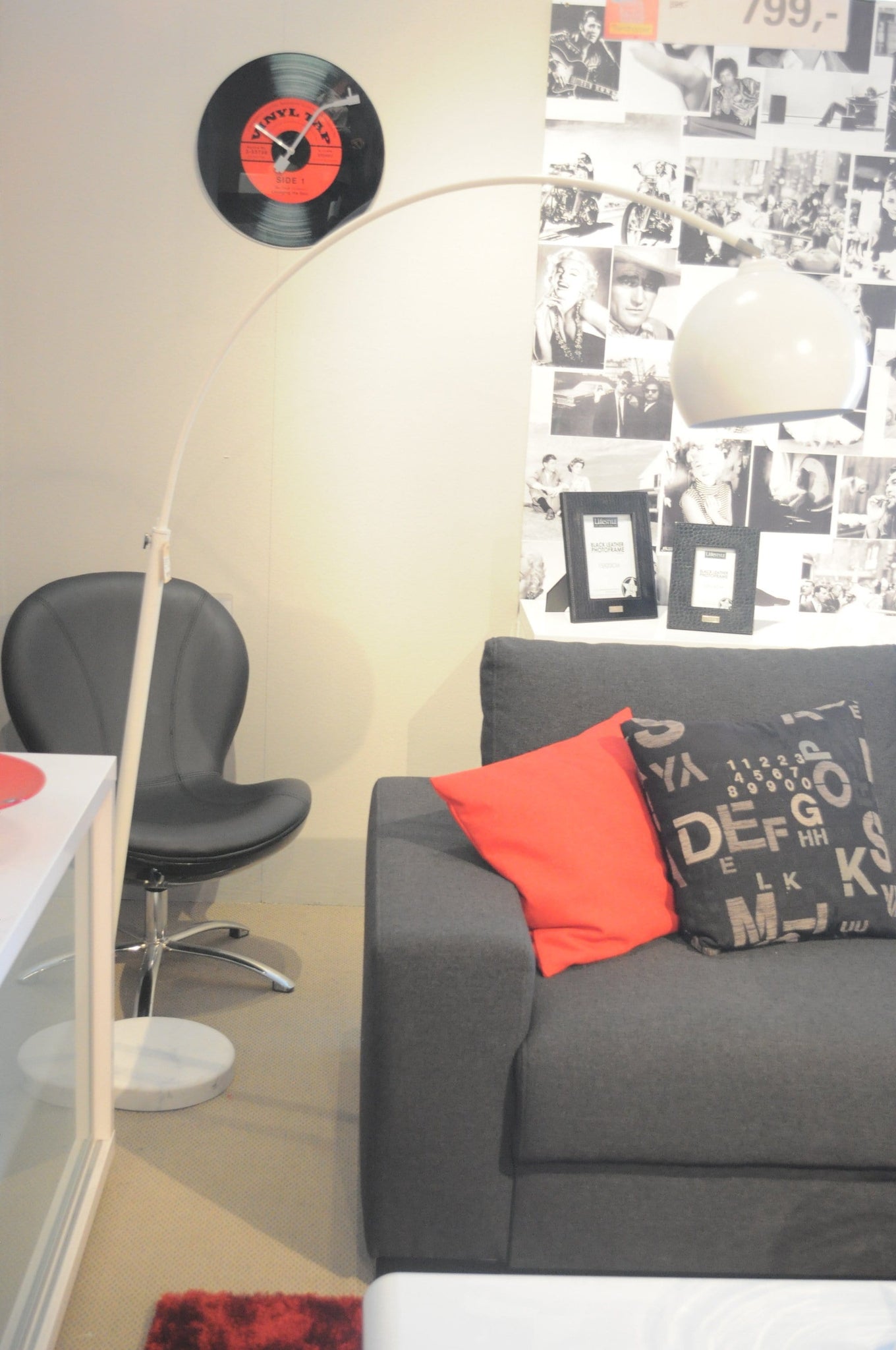 NeXtime Wandklok - 43 cm - Glas - 'Vinyl Tap'