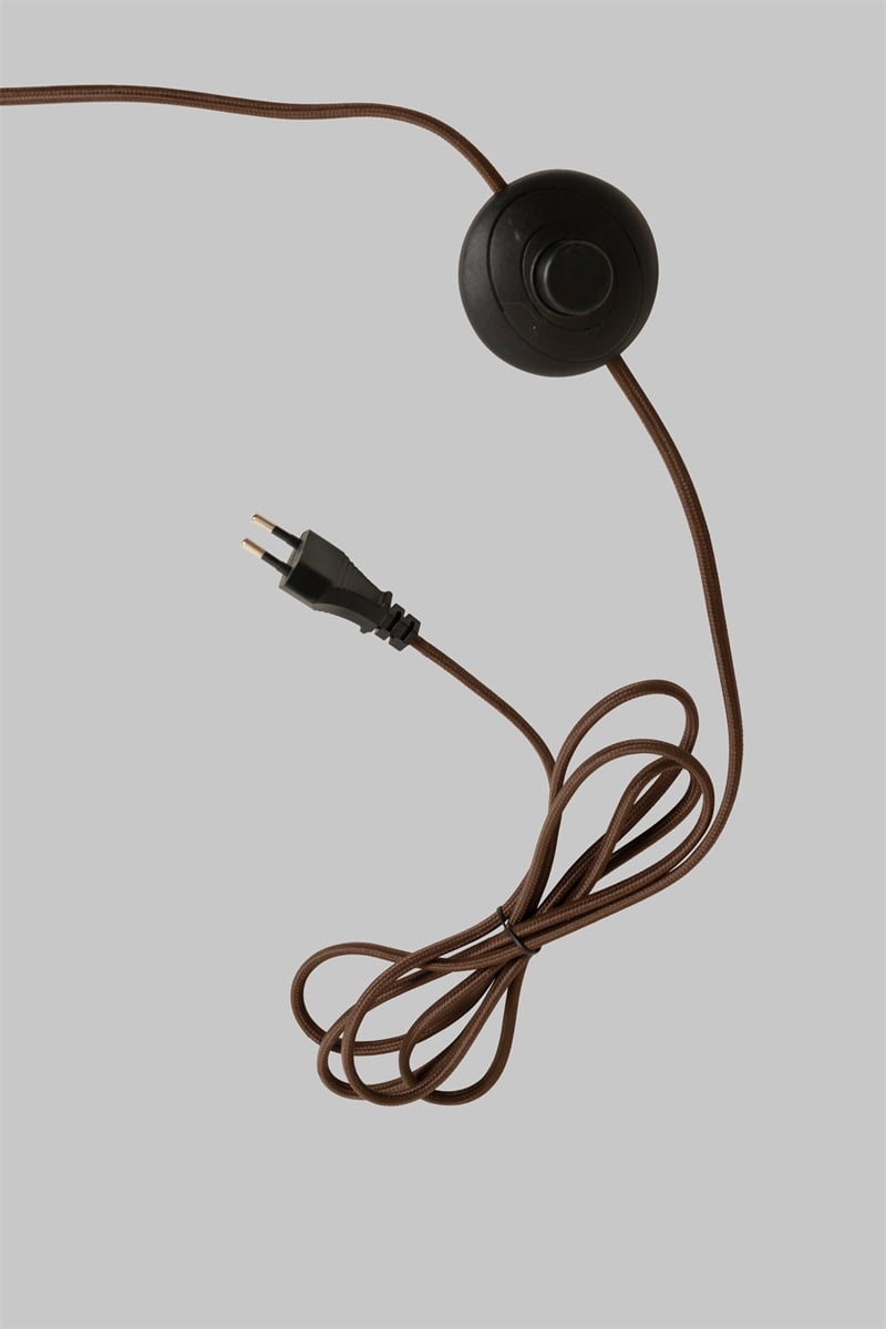 Es geht um die RoMi Tivoli Stehleuchte. Braun