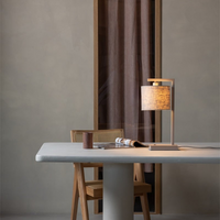 it's about RoMi Tischleuchte Boston sand/Schirm 1815 Leinen hell