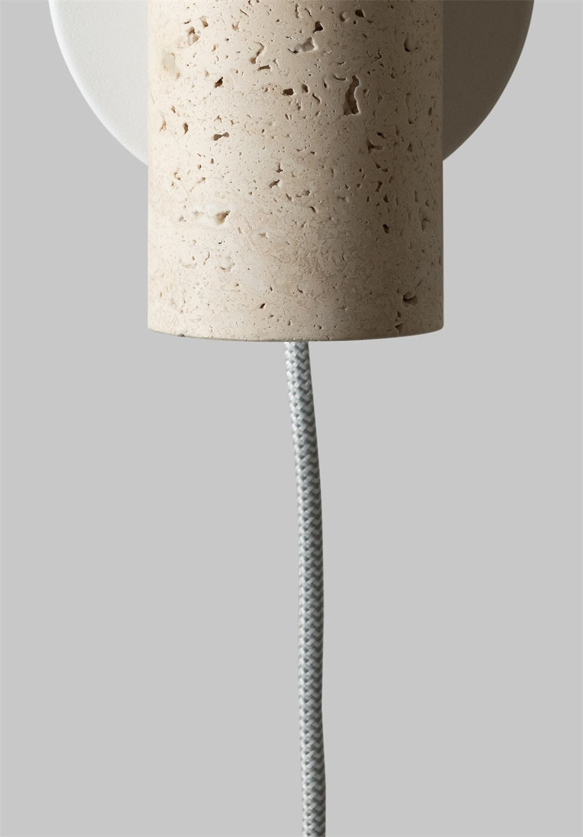 es geht um RoMi Wandleuchte Tivoli. weiß