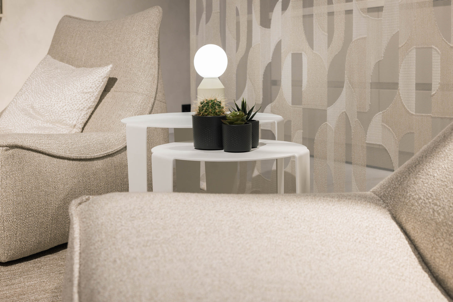 Steelful CASCADO Side Table