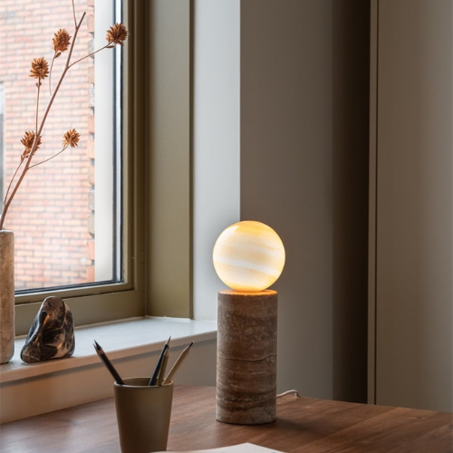 Es geht um die RoMi Tivoli Tischleuchte. Sand