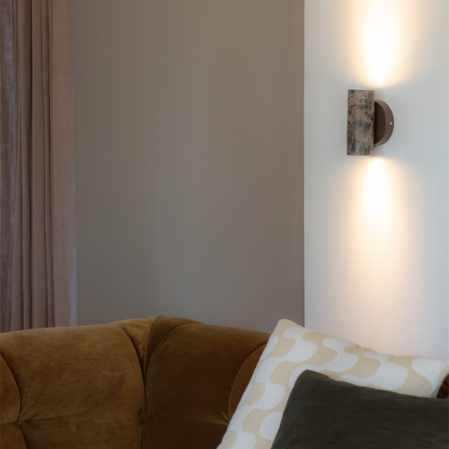 Es geht um die RoMi Tivoli Wandleuchte. Braun