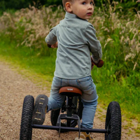 Trybike steel 2-in-1 loopfiets mat zwart sfeerfoto 2