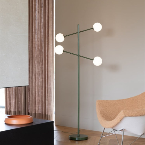 Es geht um die RoMi Copenhagen Stehleuchte. Grün