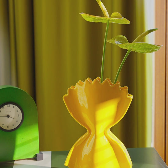 Fluid Market Vaas Pasta - video