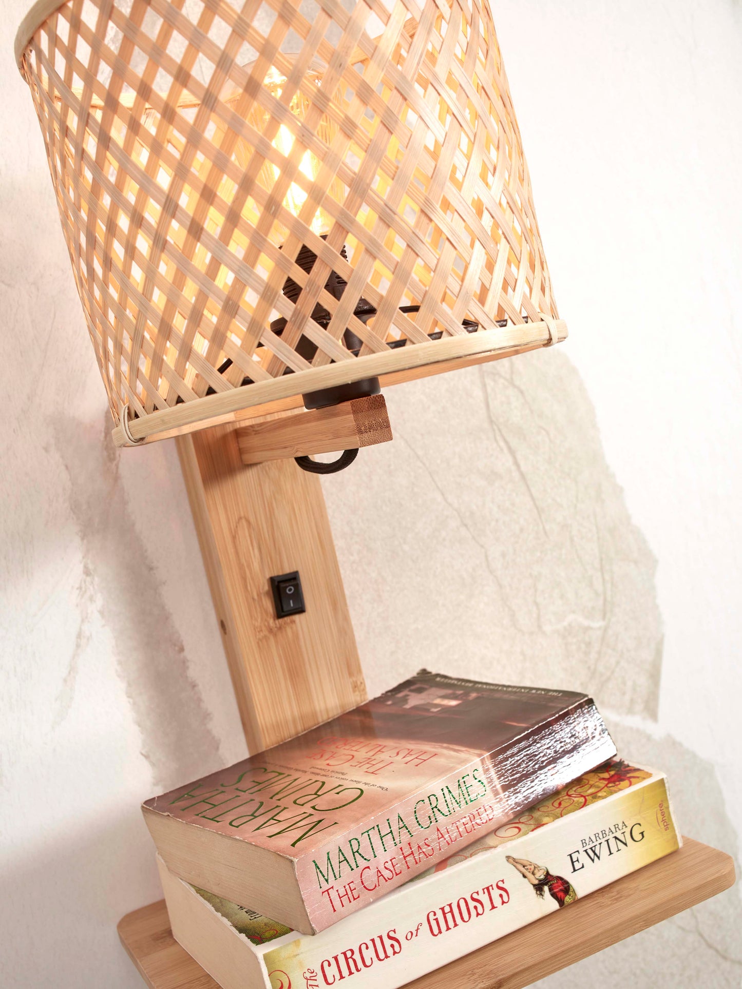 Wandleuchte Java Plank Bambus nat. H.65cm/Haube Durchmesser 18xH.15cm. nass.