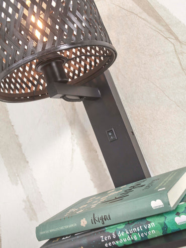 Wandleuchte Java Plank Bambus schwarz. H.65cm/Haube Durchmesser 18xH.15cm. o. D.