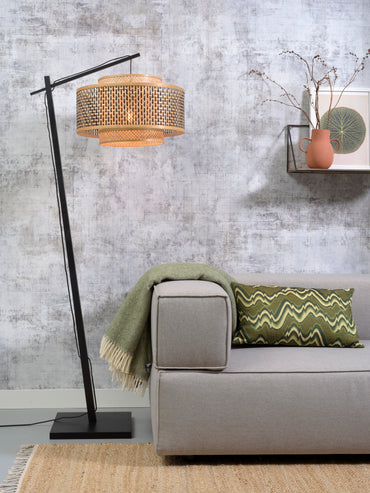 Good&amp;Mojo Stehleuchte Bhutan Bambus schwarz. H.176cm/Haube 50x30cm s/w/natur L